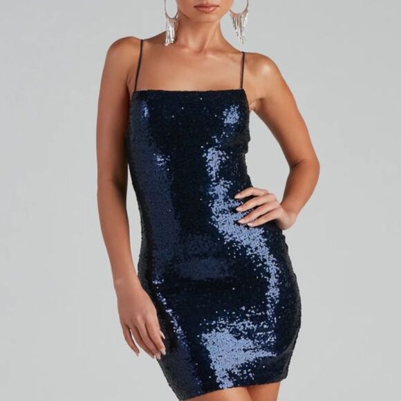 Windsor Midnight Blue Sequin Bodycon Mini Dress in Size Small - Picture 1 of 13